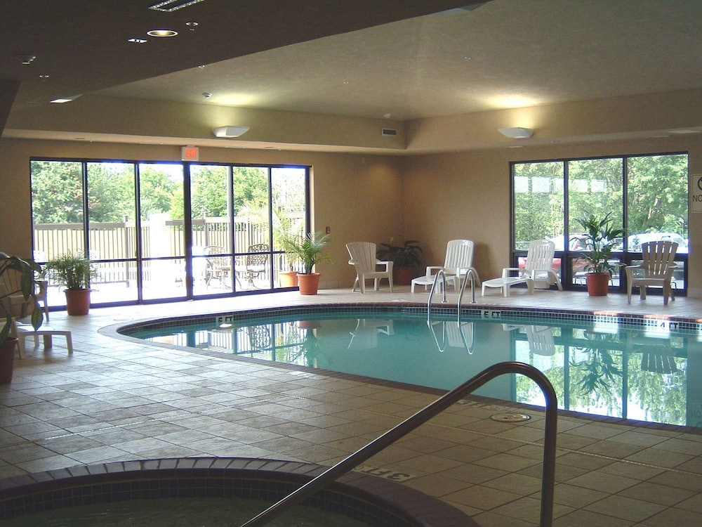DoubleTree Club by Hilton Springdale 16/36