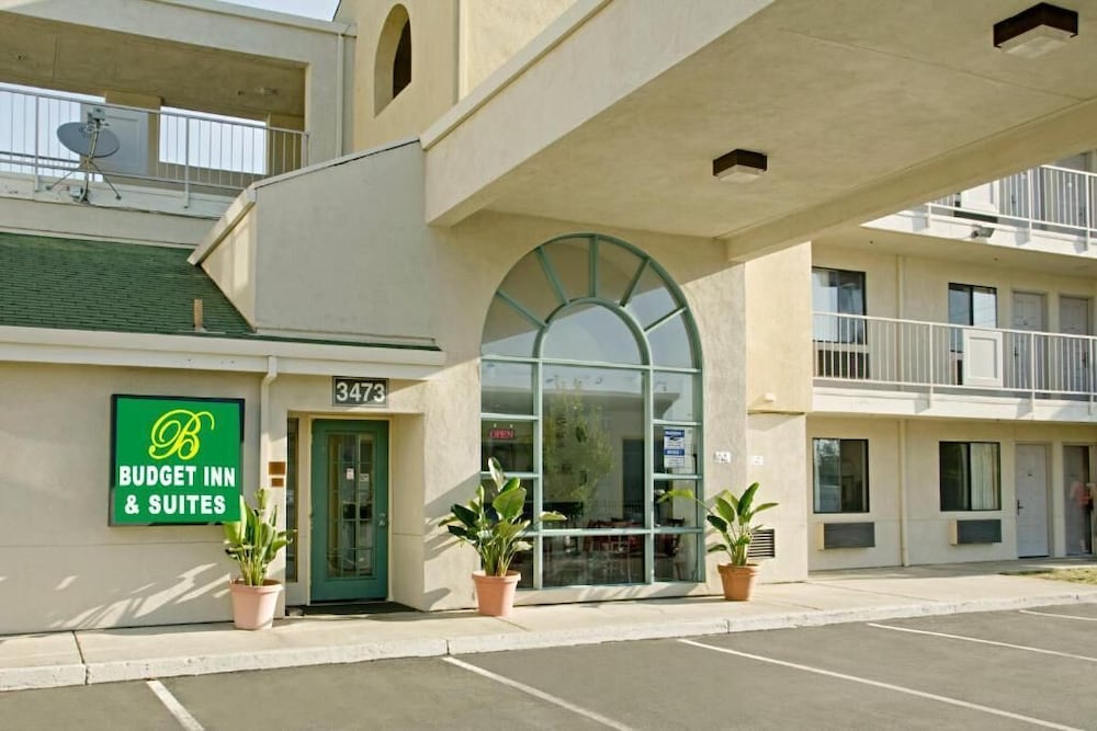 Budget Inn and Suites Stockton 10/55