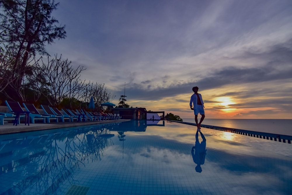 Norn Talay Surin Beach Phuket (ex Surin Beach Resort) 47/50