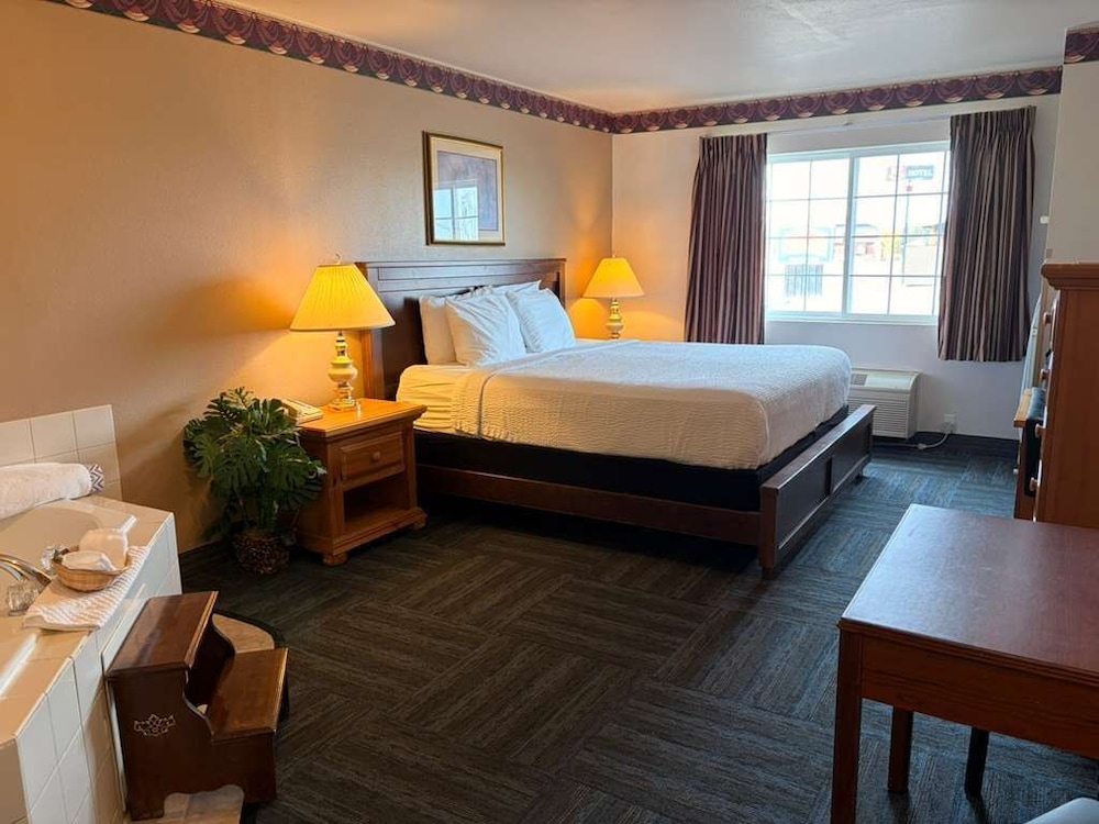 Fairbridge Inn & Suites Miles City 10/47