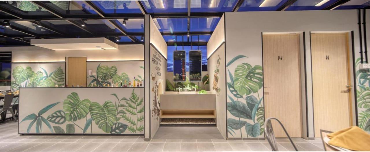Cool Living Jakarta 3/33