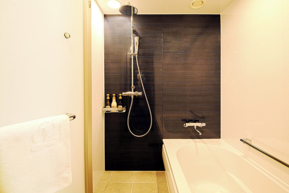 Superior, King Bed, Station View, Club Lounge Access، Nagoya Prince Hotel Sky Tower 7/9
