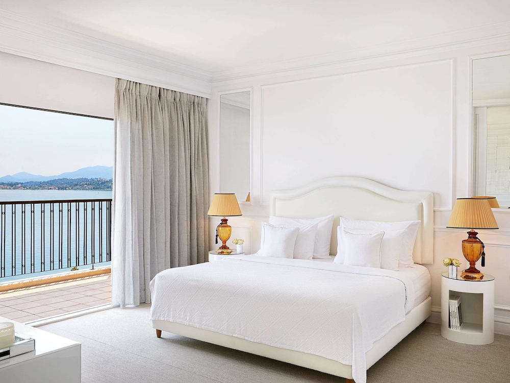 Imperial, Suite, Queen Bed, Sea View