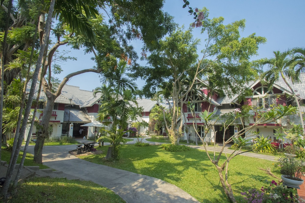 Natural Park Resort Pattaya 41/50