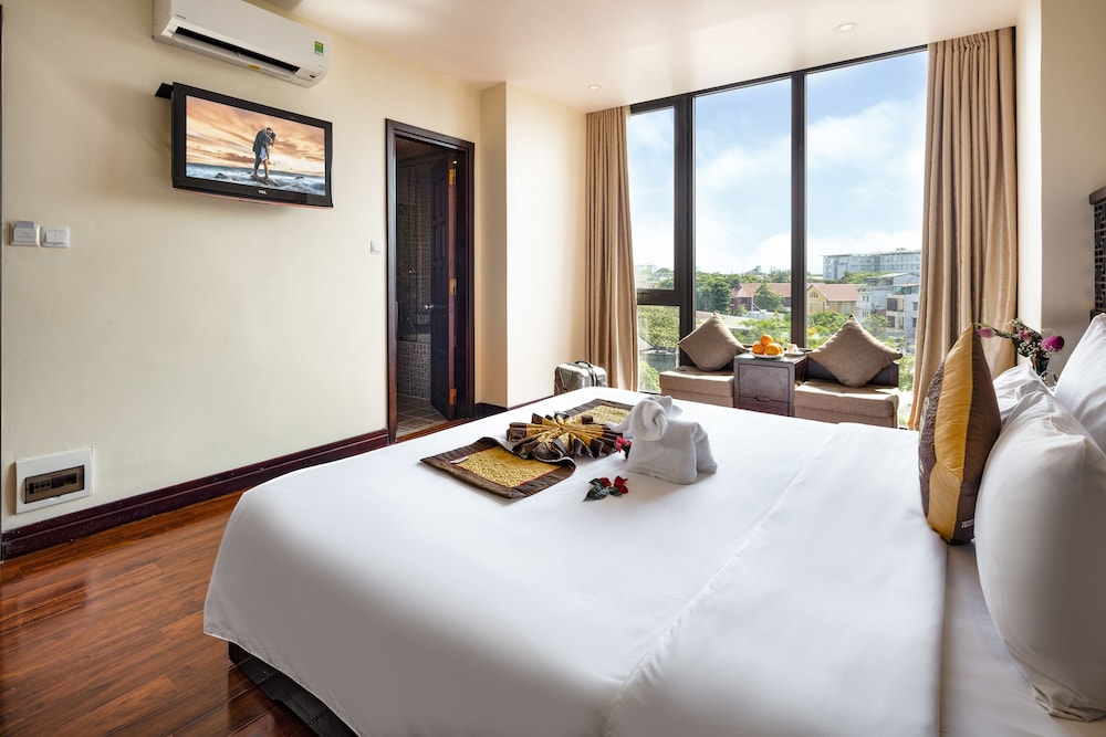 Thanh Lich Royal Boutique Hotel 25/69