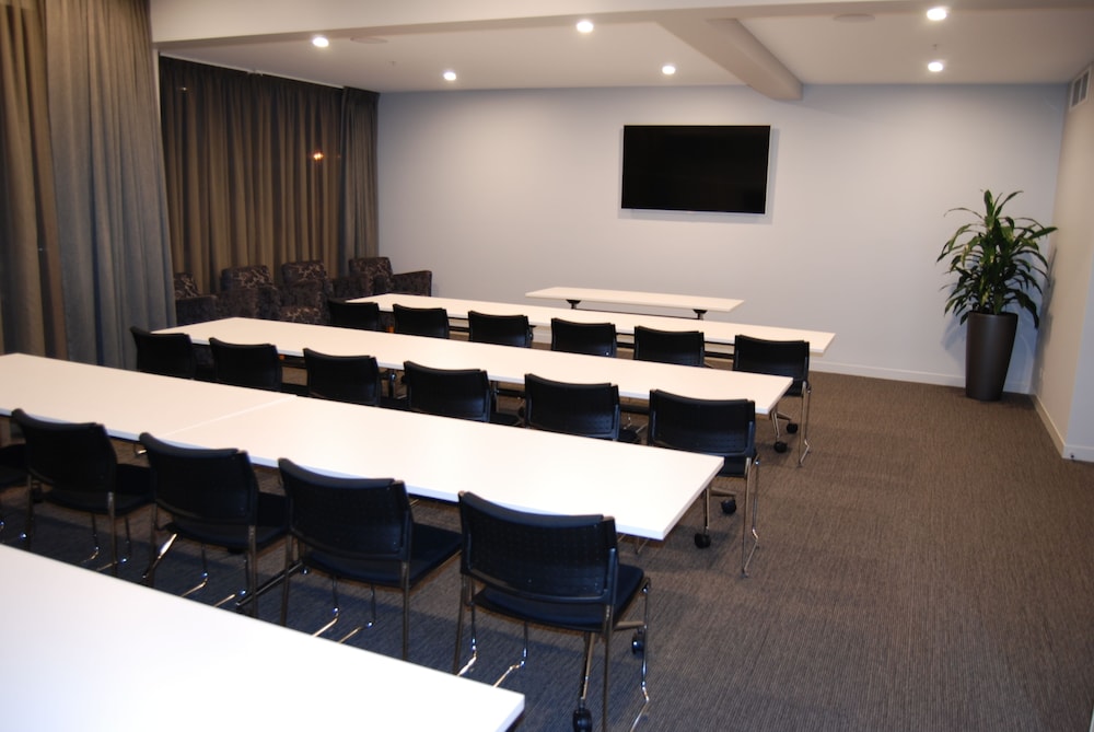 Mercure Warragul 60/67