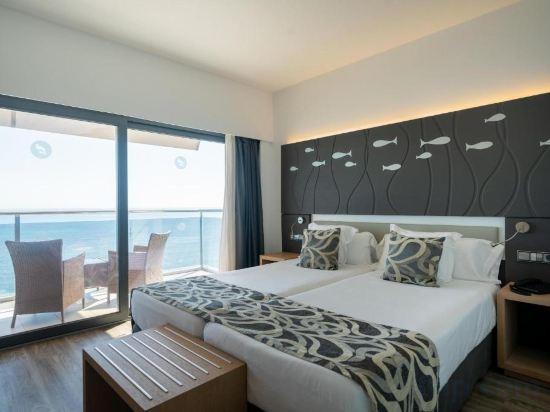 Room, Double Bed, Sea Front