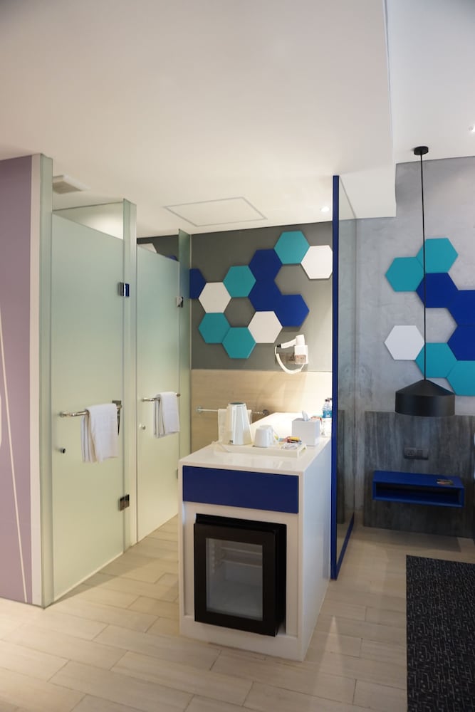 Ibis Styles Batam Nagoya 35/68