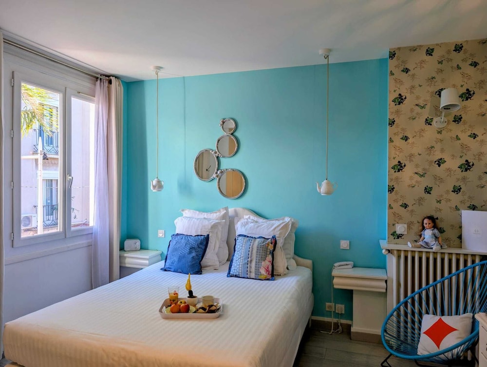 Hotel Mademoiselle 21/50
