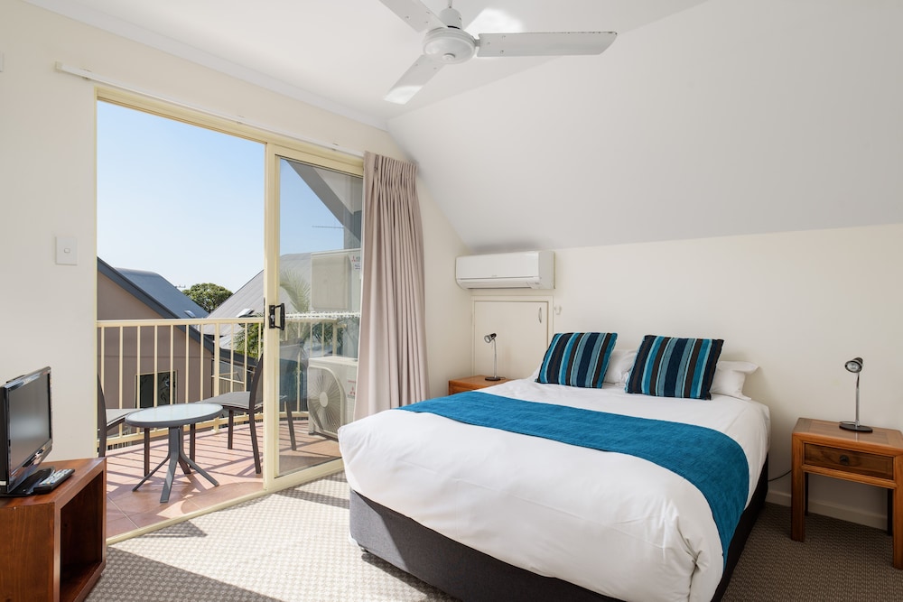 RAINBOW GETAWAY HOLIDAY APARTMENTS 16/69