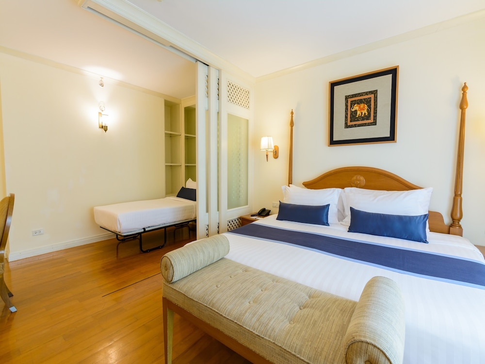 Centre Point Hotel Sukhumvit 10 16/114