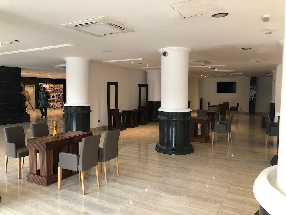 Hotel Franco 37/50