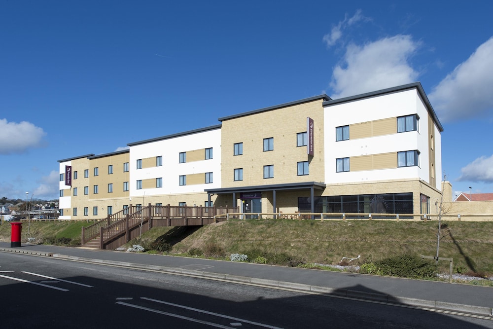 Premier Inn Seaton Hotel 18/21