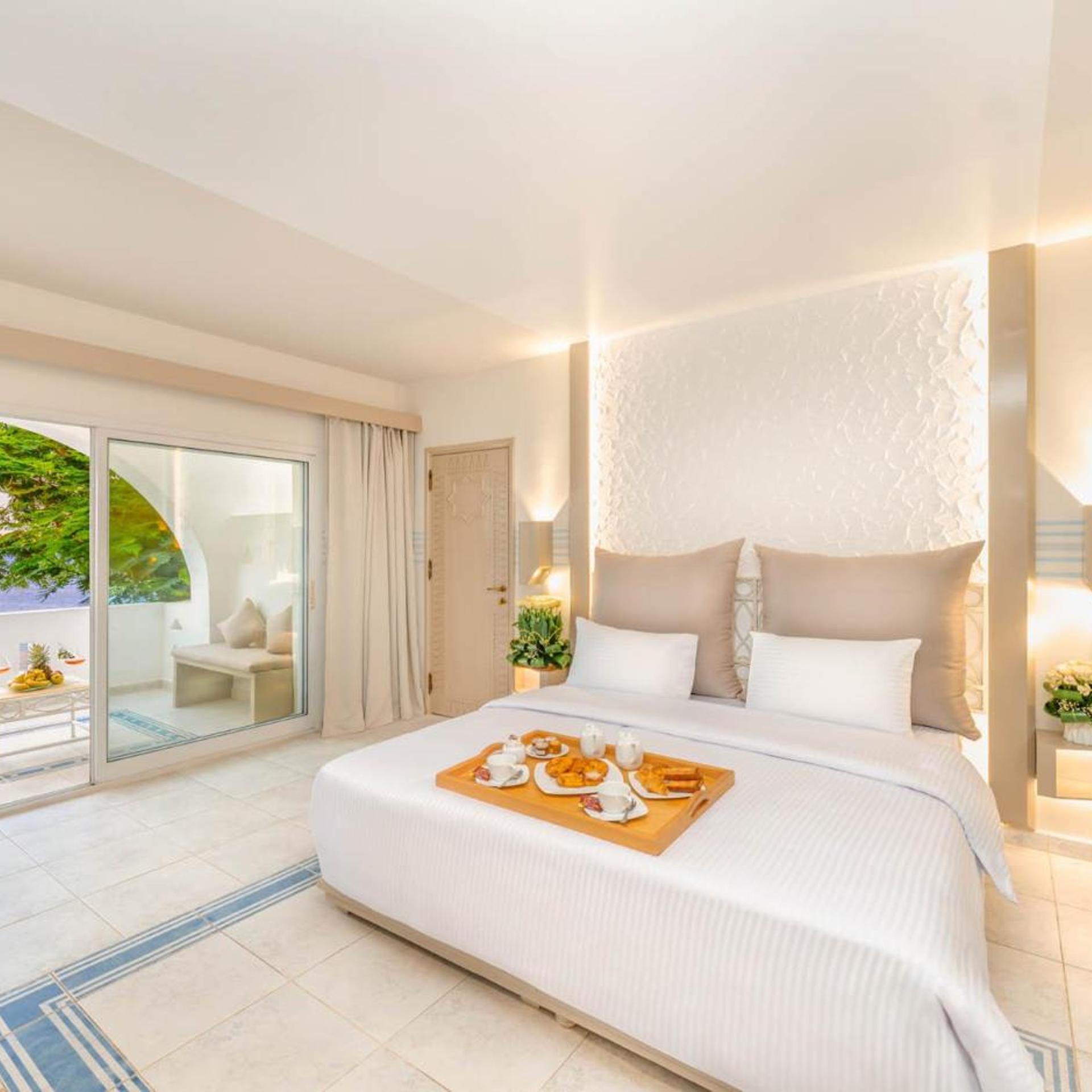 Aqua Marine, Double or Twin Bed, Beach Front