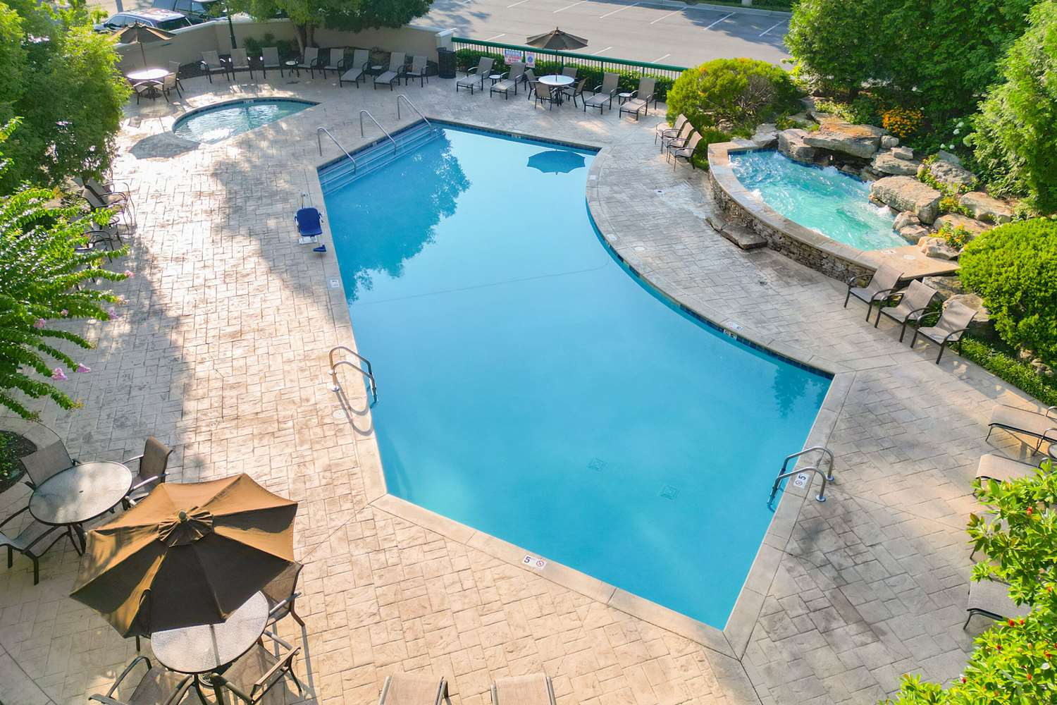 Quality Inn Near The Island Pigeon Forge 53/58