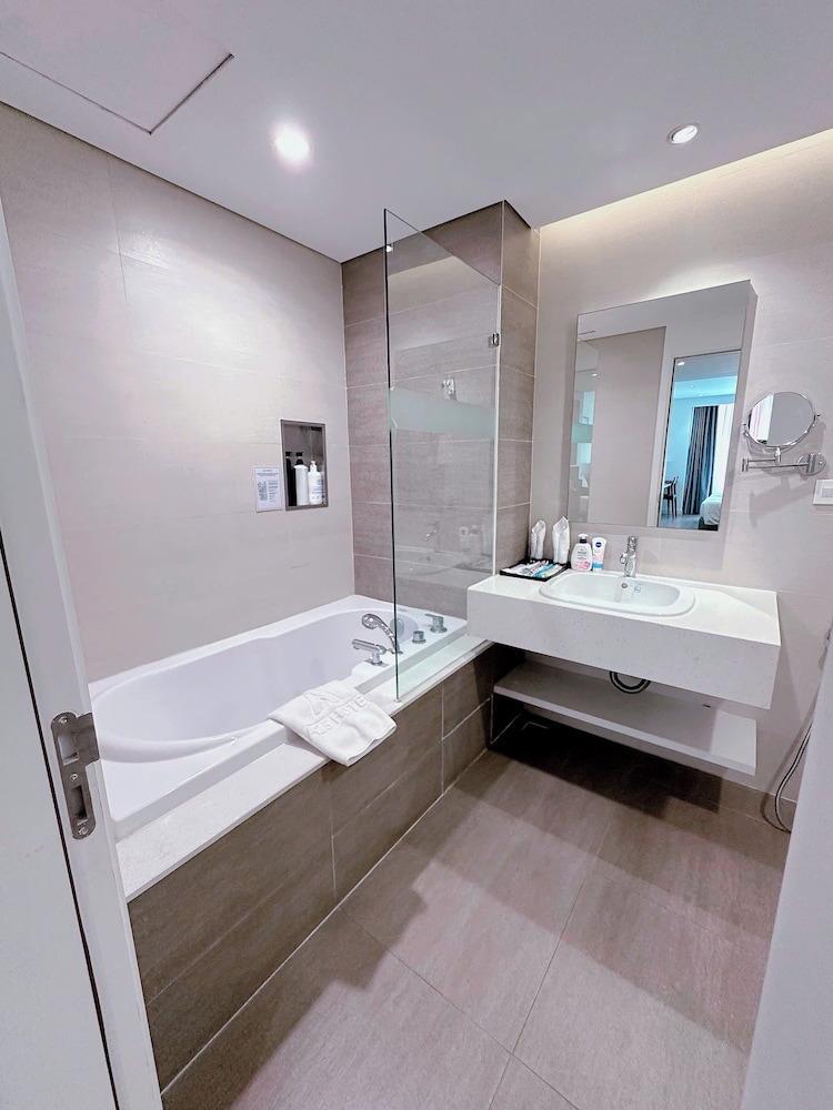 A25 Hotel - 18 Nguyen Hy Quang 42/43