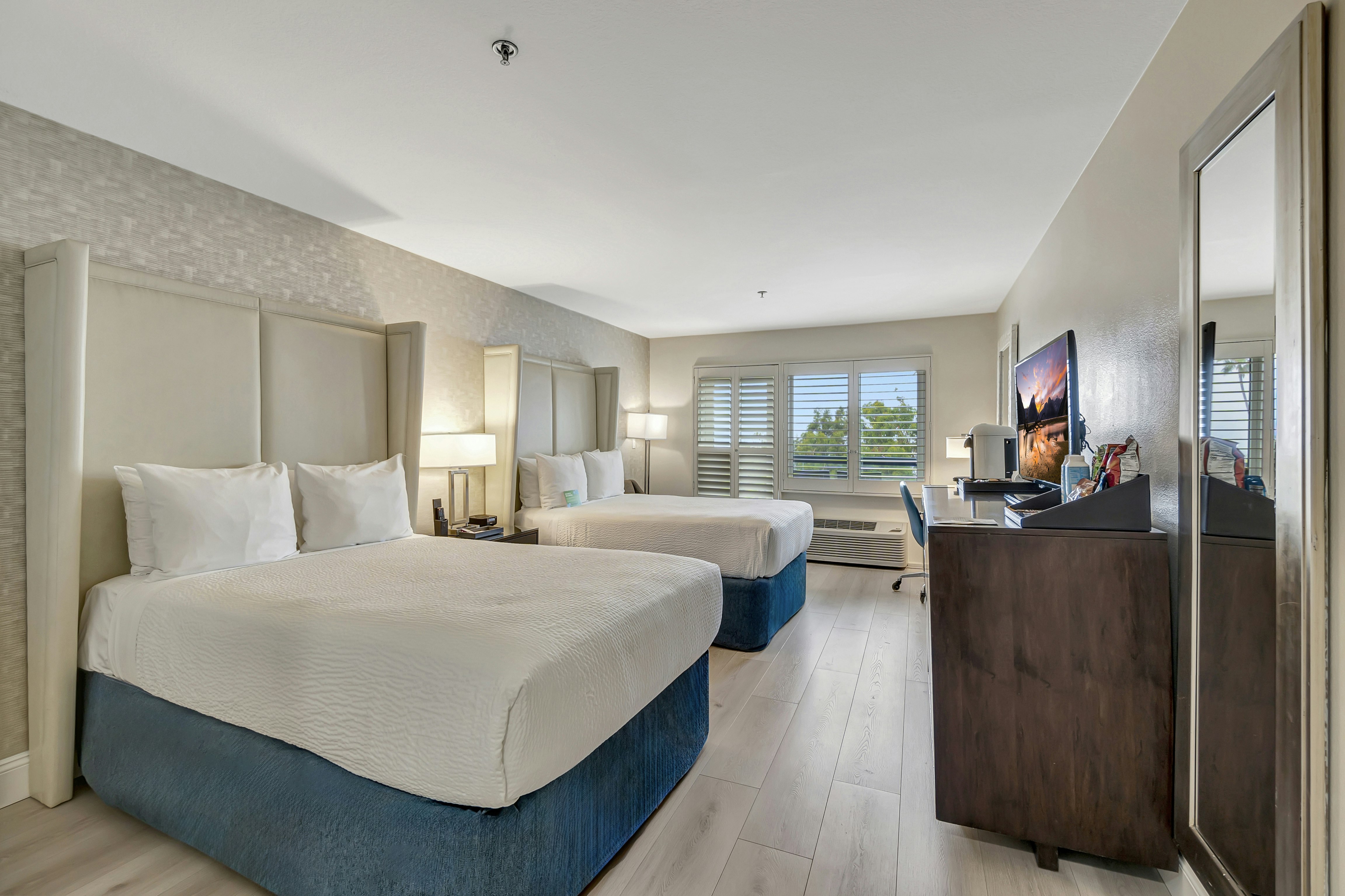 Ocean View Hotel 32/70