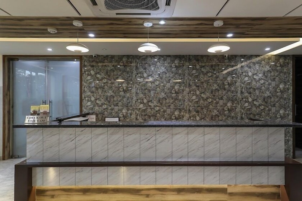 Hotel Ashray Inn Express 9/35
