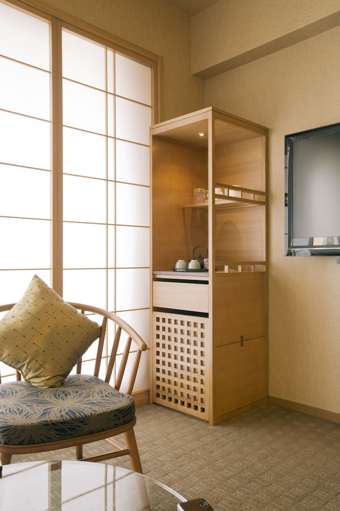Niwa 43/53