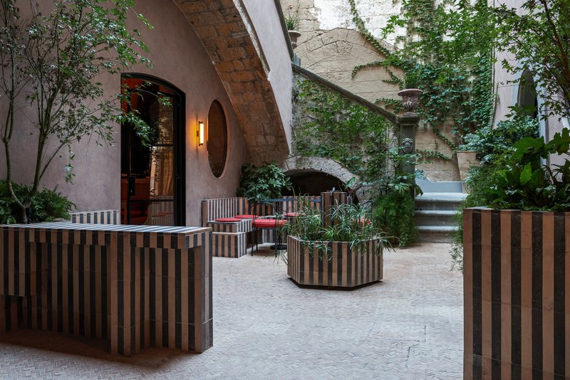 Palazzo Petrvs 1/31