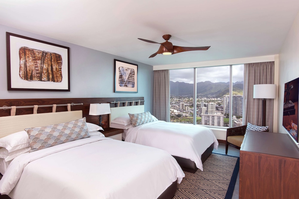 3 Bedrooms, Penthouse, Suite, 2 Double Beds, 2 King Beds, Ocean View, Sofa