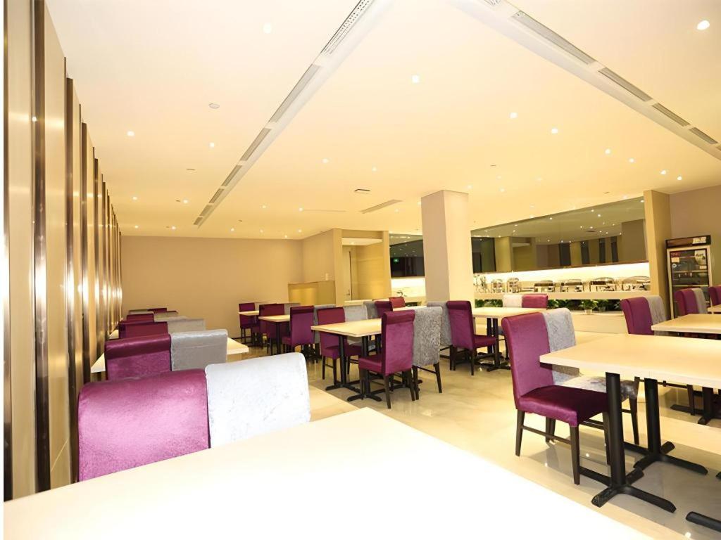 Lavande Hotel Lize Business District South Square Beijing West Railway Station 43/54