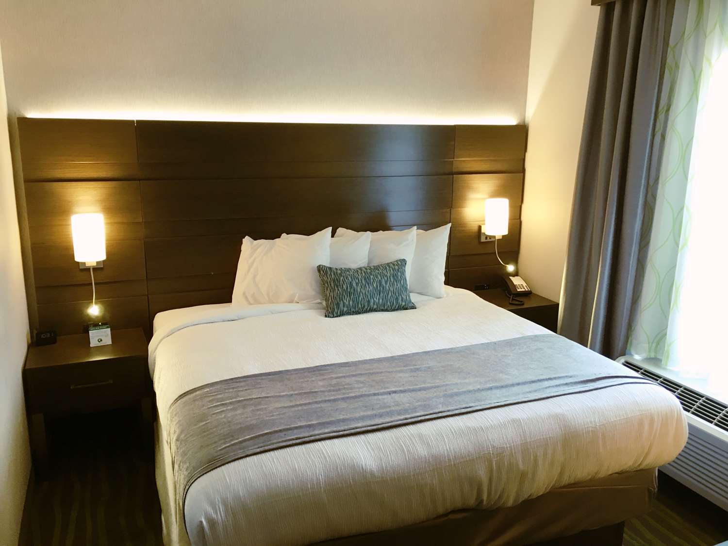 Best Western Plus At Prien Lake Inn And Suites 12/48