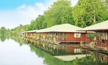 DUENSHINE RESORT 8/50