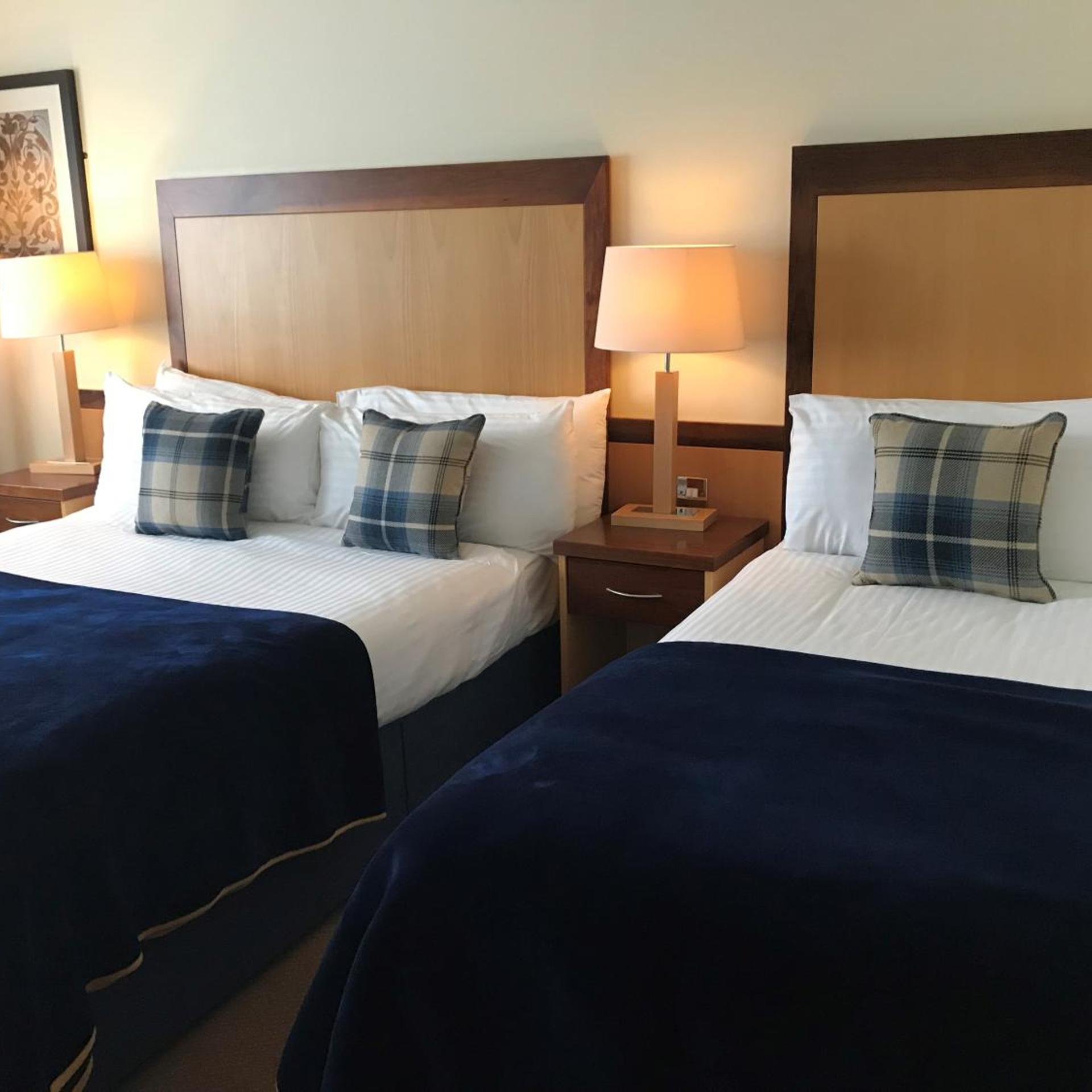 غرفة قياسية ثلاثية، Headfort Arms Hotel 2/4