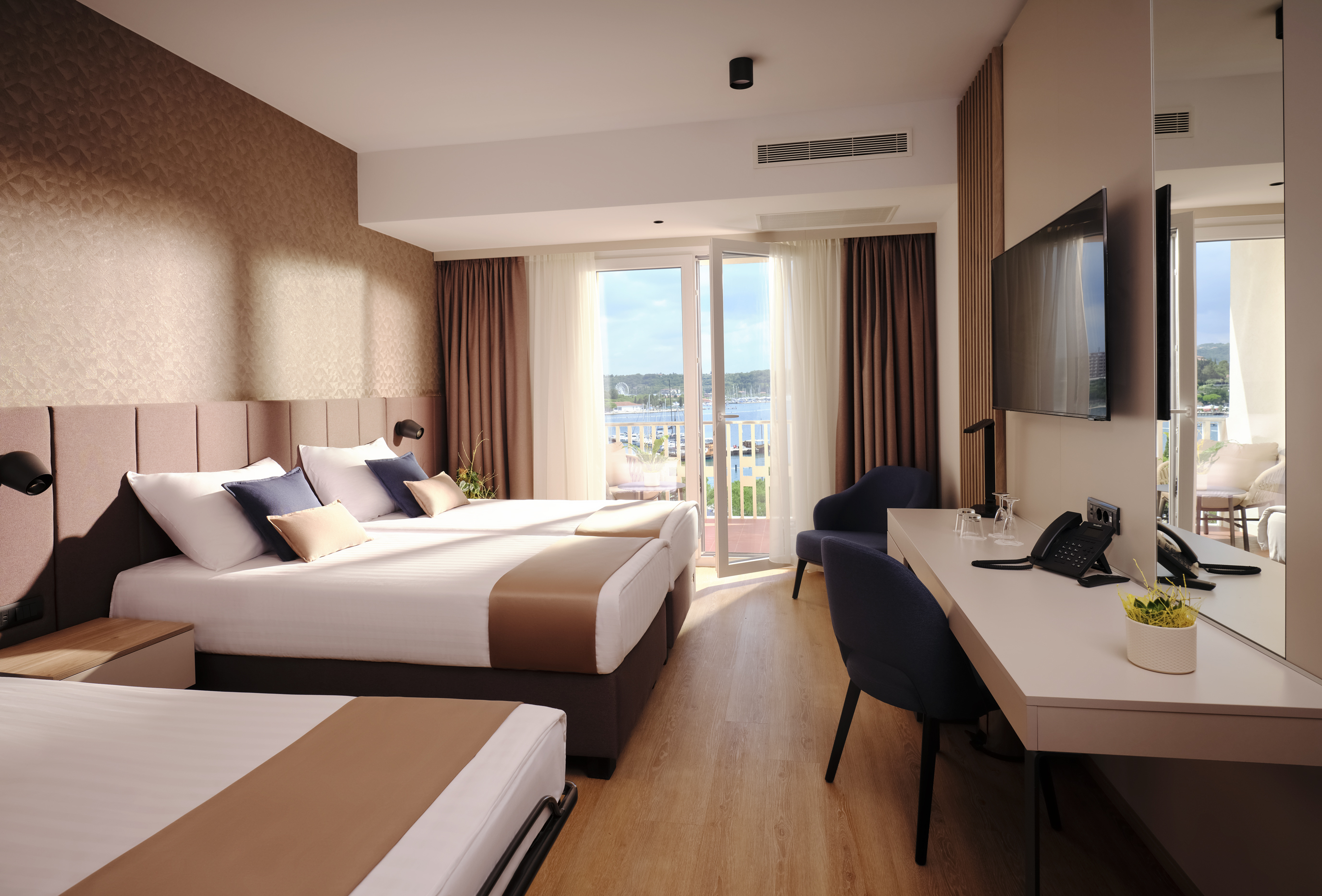 First Hotel Raftewold 22/50