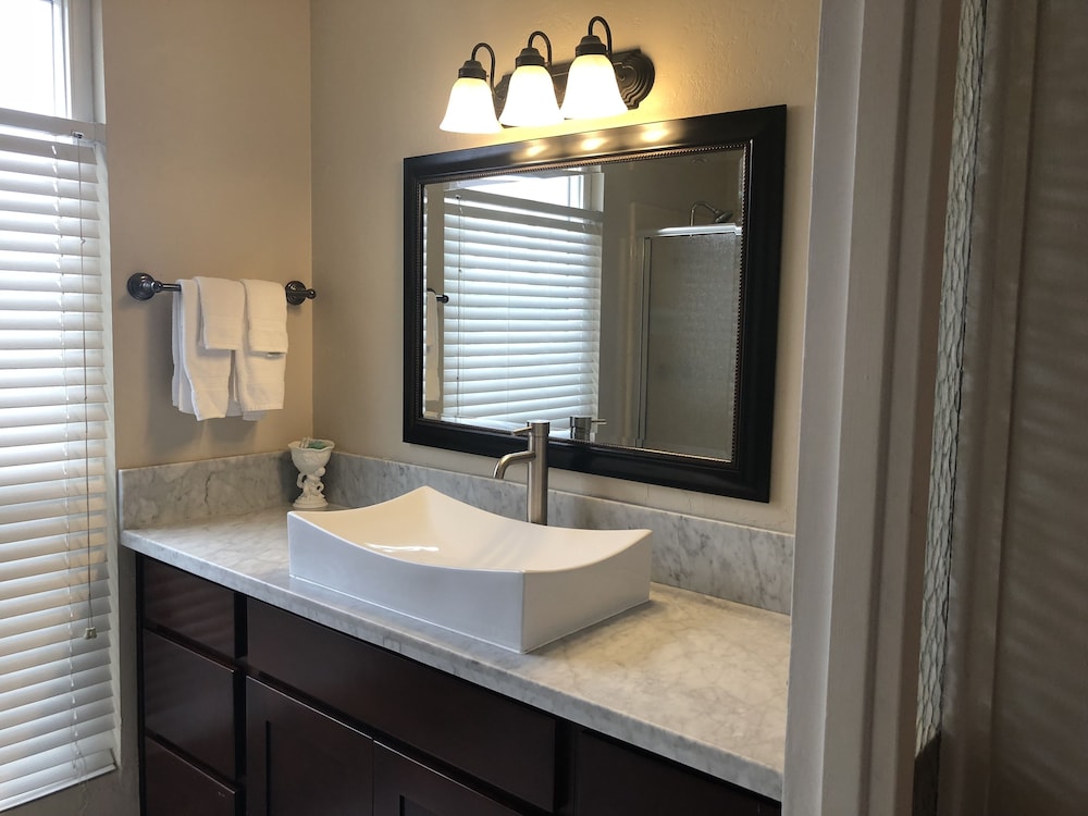 Seaside Laguna Inn & Suites 47/50