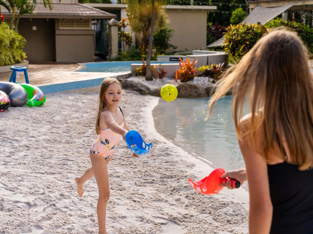 Novotel Cairns Oasis Resort 73/80