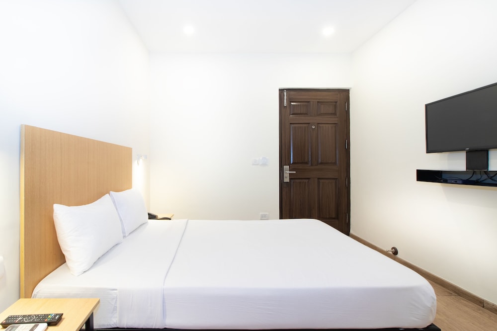 Sanctum Suites Richmond Road Bangalore 8/21