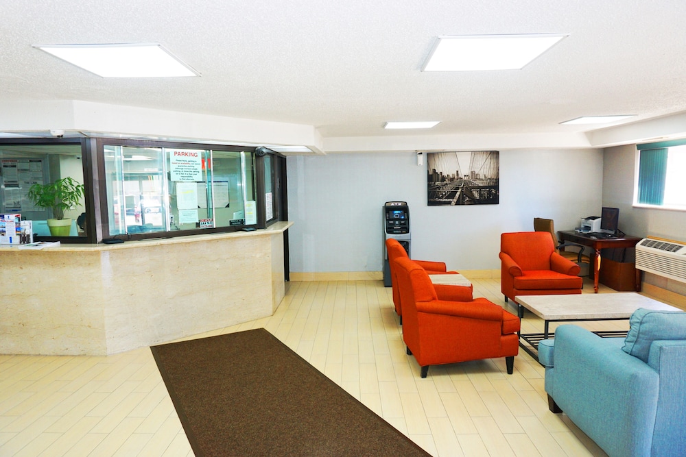 The Floral Park Motor Lodge 38/56
