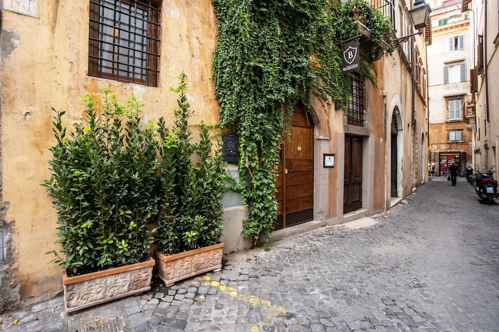 Boutique Relais Barozzi 65/68