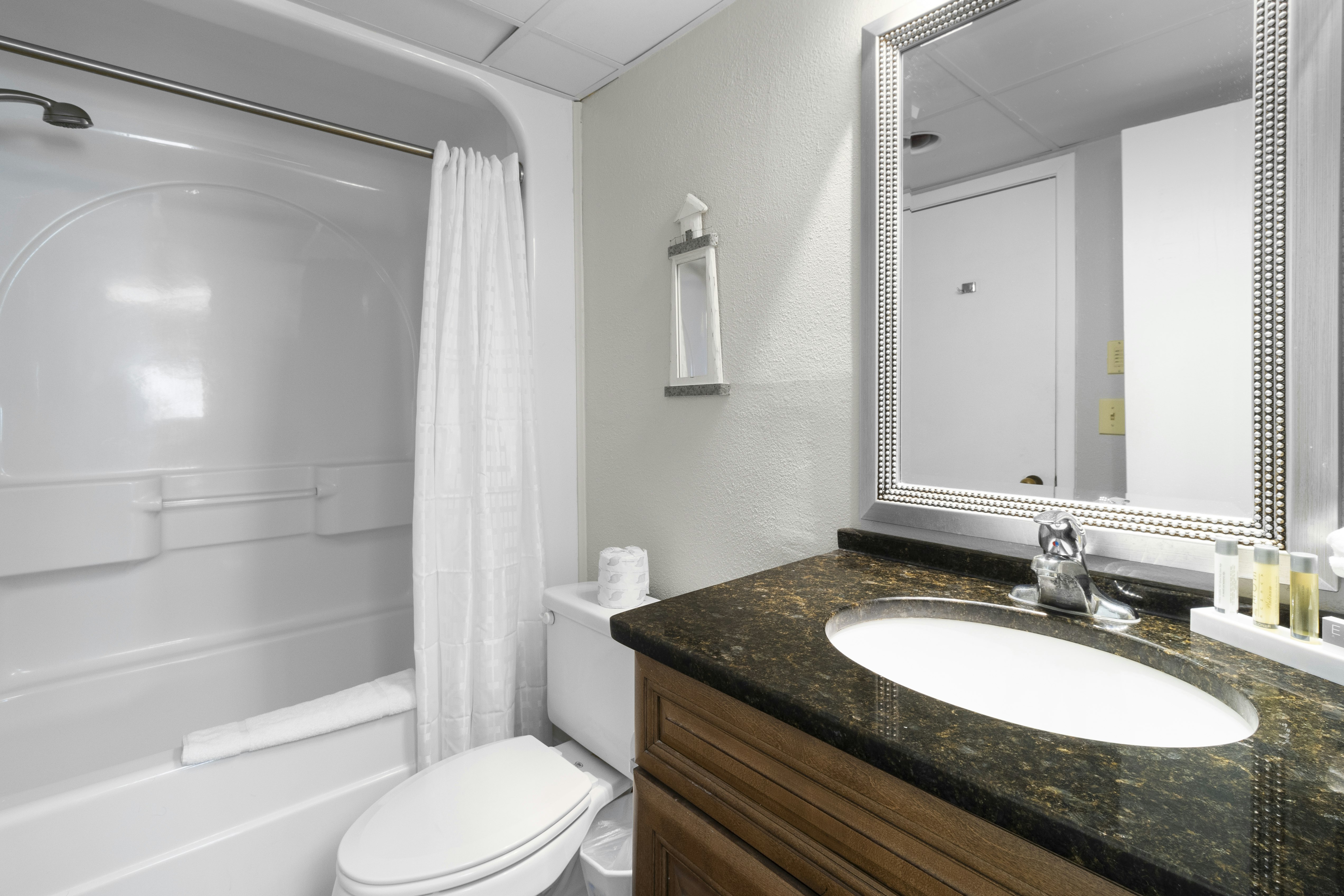 Monterey Bay Suites 76/81