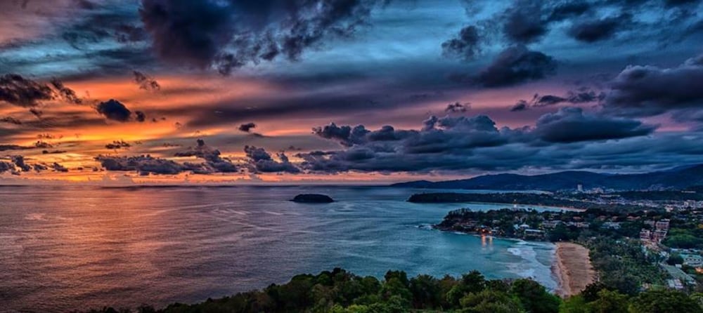 Majestic Villas Phuket 42/50