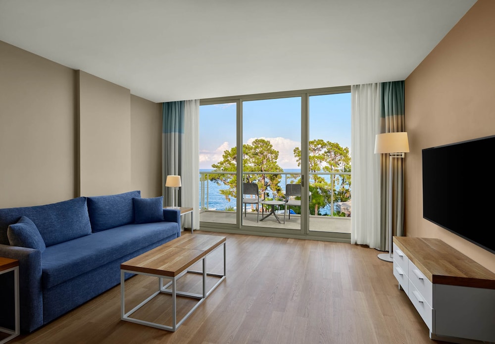 Akra Kemer 31/50