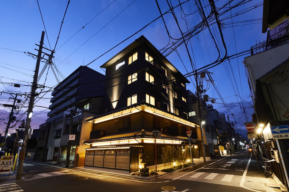 Rinn Shijo Nishinotoin 1/50
