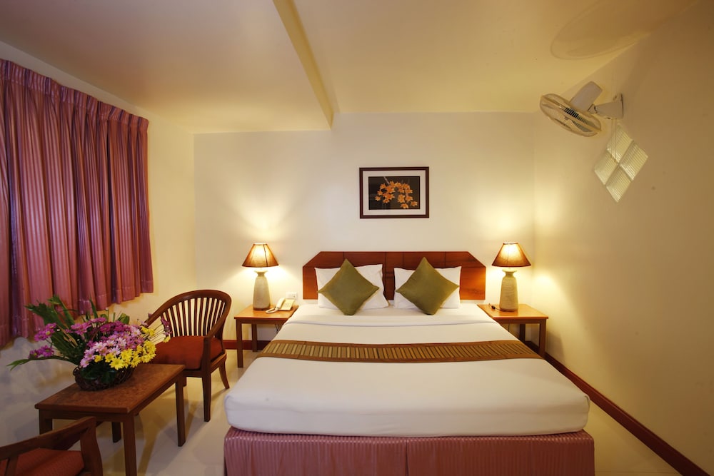 ORCHID RESORTEL 11/65