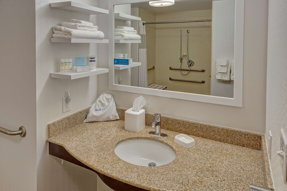Hampton Inn By Hilton Dunn 29/58