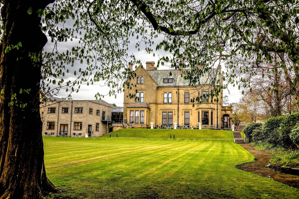 The Oaks Hotel 1/51