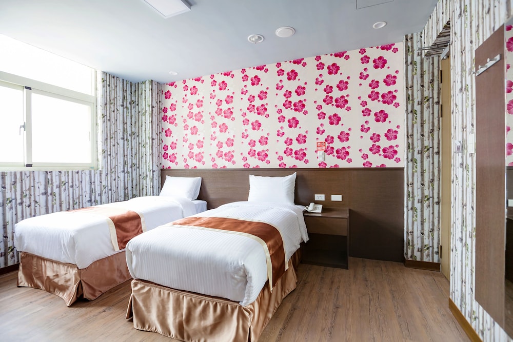 A Ace Hotel 20/56