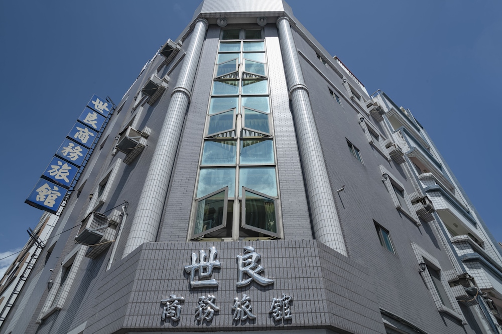 Shih Liang Hotel 2/50