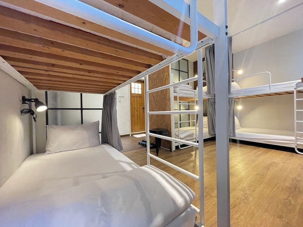 Female Dorm, 6 People, Mini Voyage Hostel Hualian 3/6