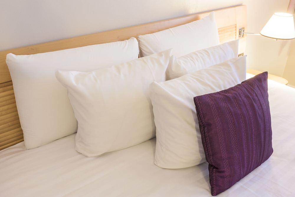 Mercure Tours Centre 28/64
