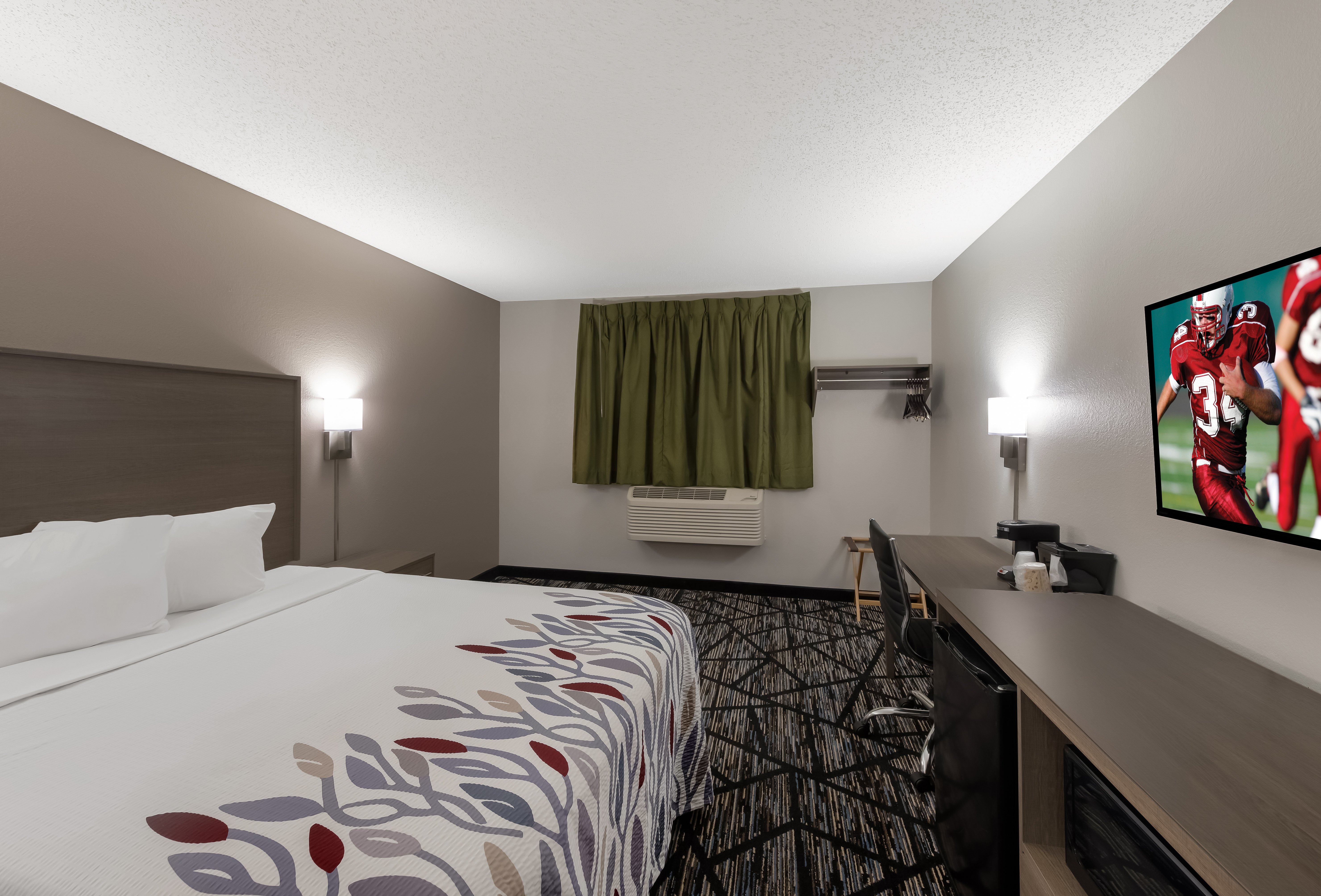 Deluxe, Queen Bed