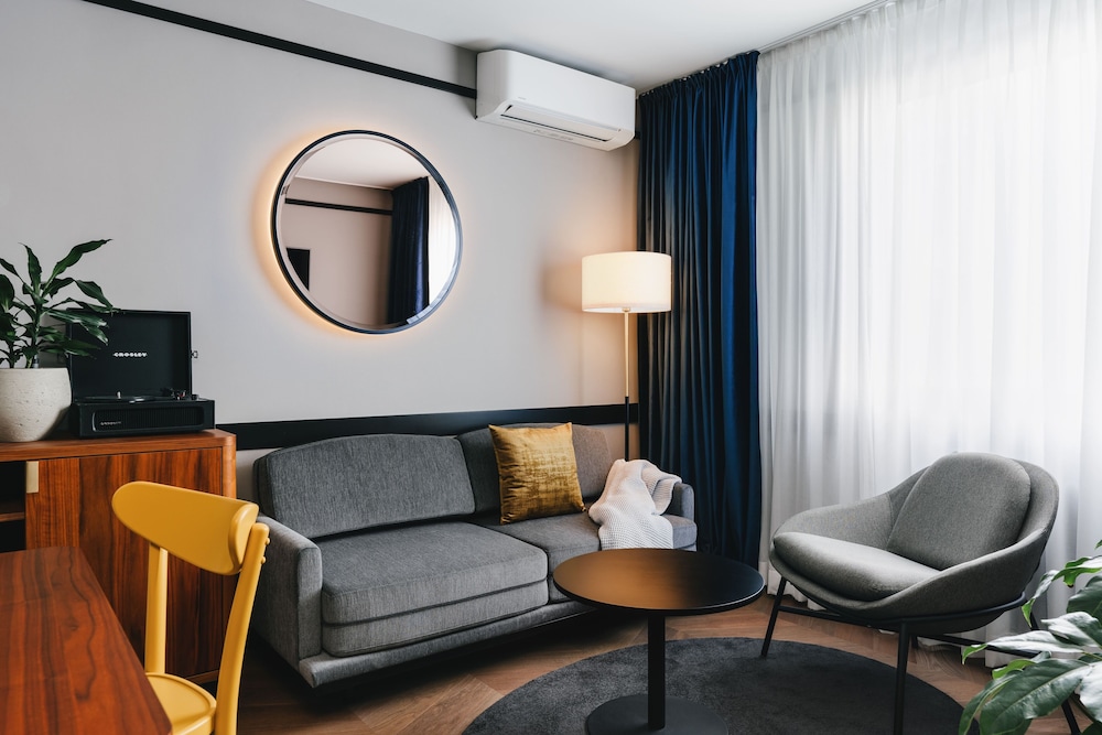 Hotel Gilbert 42/66