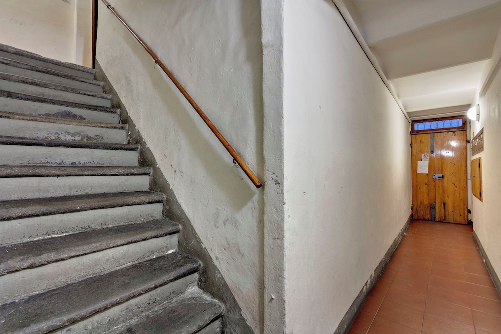 Mamo Florence - Victor Apartment 10/24