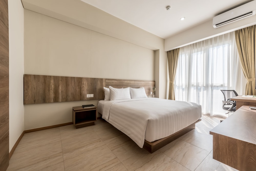Grande Valore Hotel and Serviced Apartment (ex Oakwood Residence Cikarang) 15/68